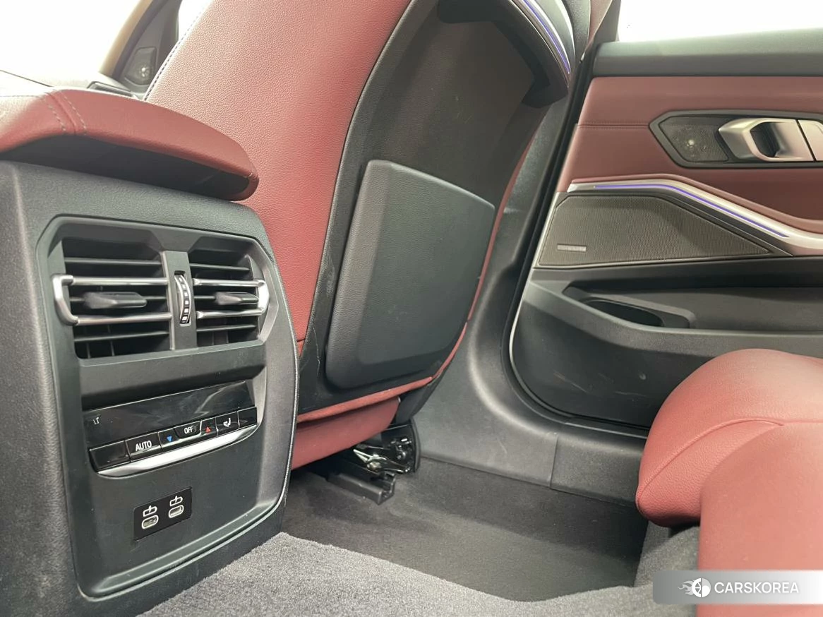 BMW 3 series id 4455291 из Китая 7