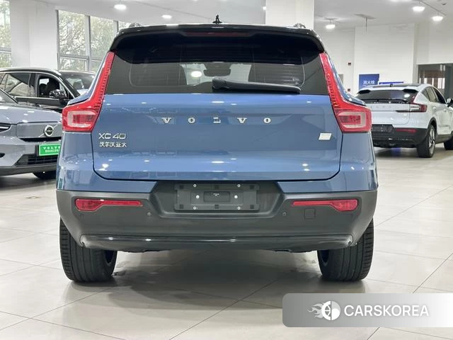 Volvo XC40 EV id 3908744 из Китая 7