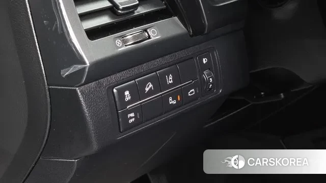 Ssangyong The New Rexton Sports Cannes id 3691450 из Кореи 7