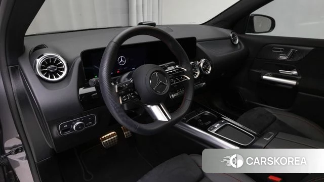 Mercedes-Benz GLA - Class H247 id 3792765 из Кореи 7