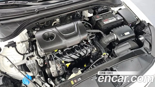 Hyundai Avante AD id 2526315 из Кореи 7