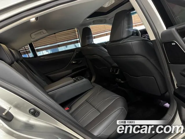 Lexus ES300h 7th generation id 2685364 из Кореи 7