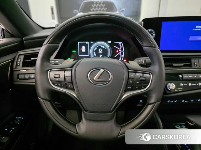 Lexus ES300h 7th generation id 4307938 из Кореи 7