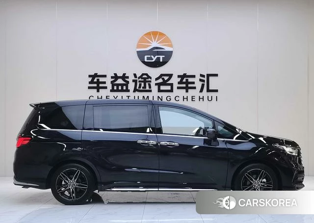 Honda Odyssey id 4209261 из Китая 7