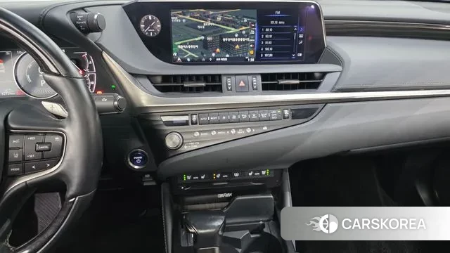 Lexus ES300h 7th generation id 3384934 из Кореи 7