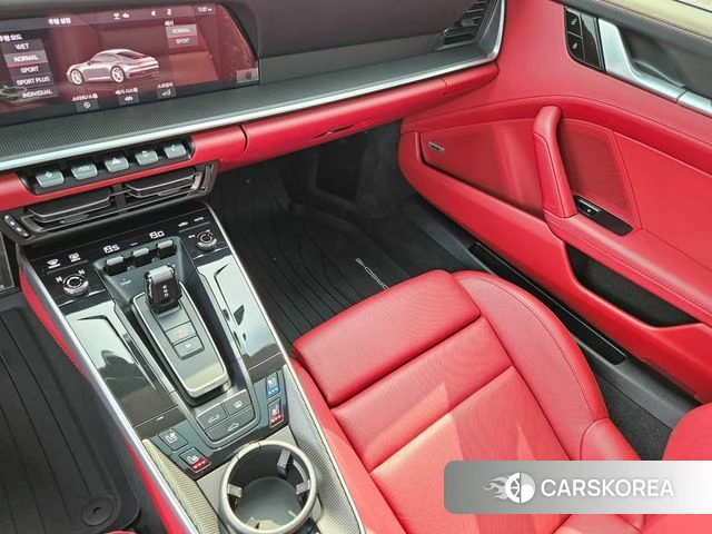 Porsche 911(992) id 3853125 из Кореи 7