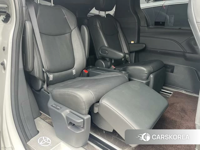 Toyota Saina id 4392313 из Китая 7