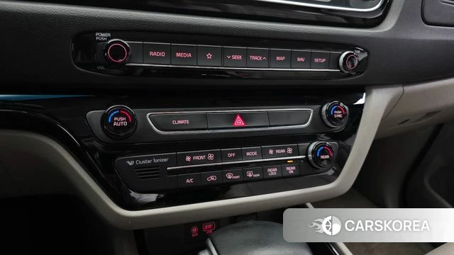 Kia The New Carnival id 4536772 из Кореи 7