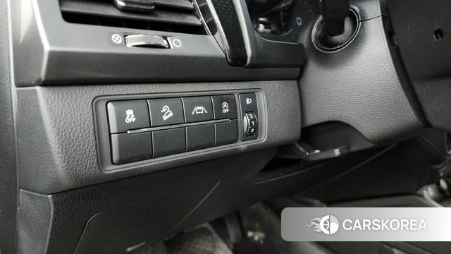 Ssangyong The New Rexton Sports Cannes id 3818079 из Кореи 7