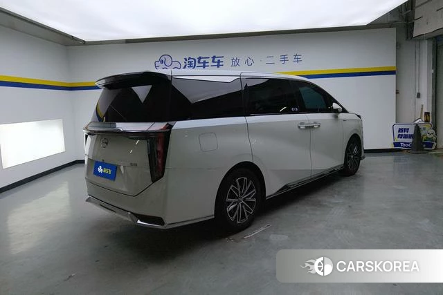 GAC Trumpchi Trumpchi M8 id 4253154 из Китая 7