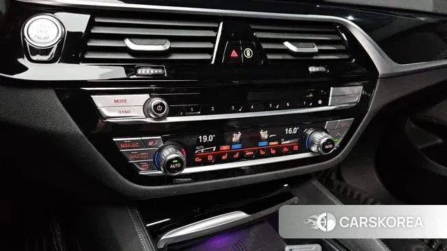 BMW 6 Series GT (G32) id 3576832 из Кореи 7