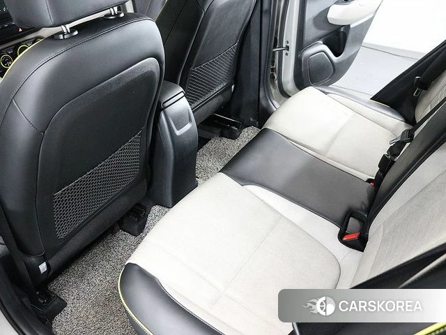 Hyundai Venue id 4377487 из Кореи 7
