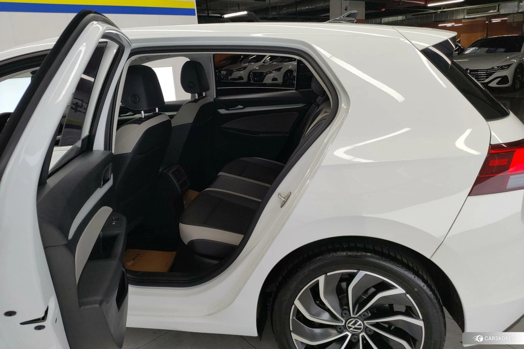 Volkswagen Golf id 4452272 из Китая 7