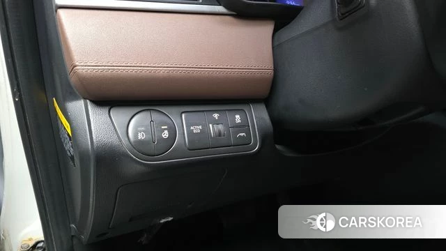 Hyundai The New Grand Starex id 3845354 из Кореи 7