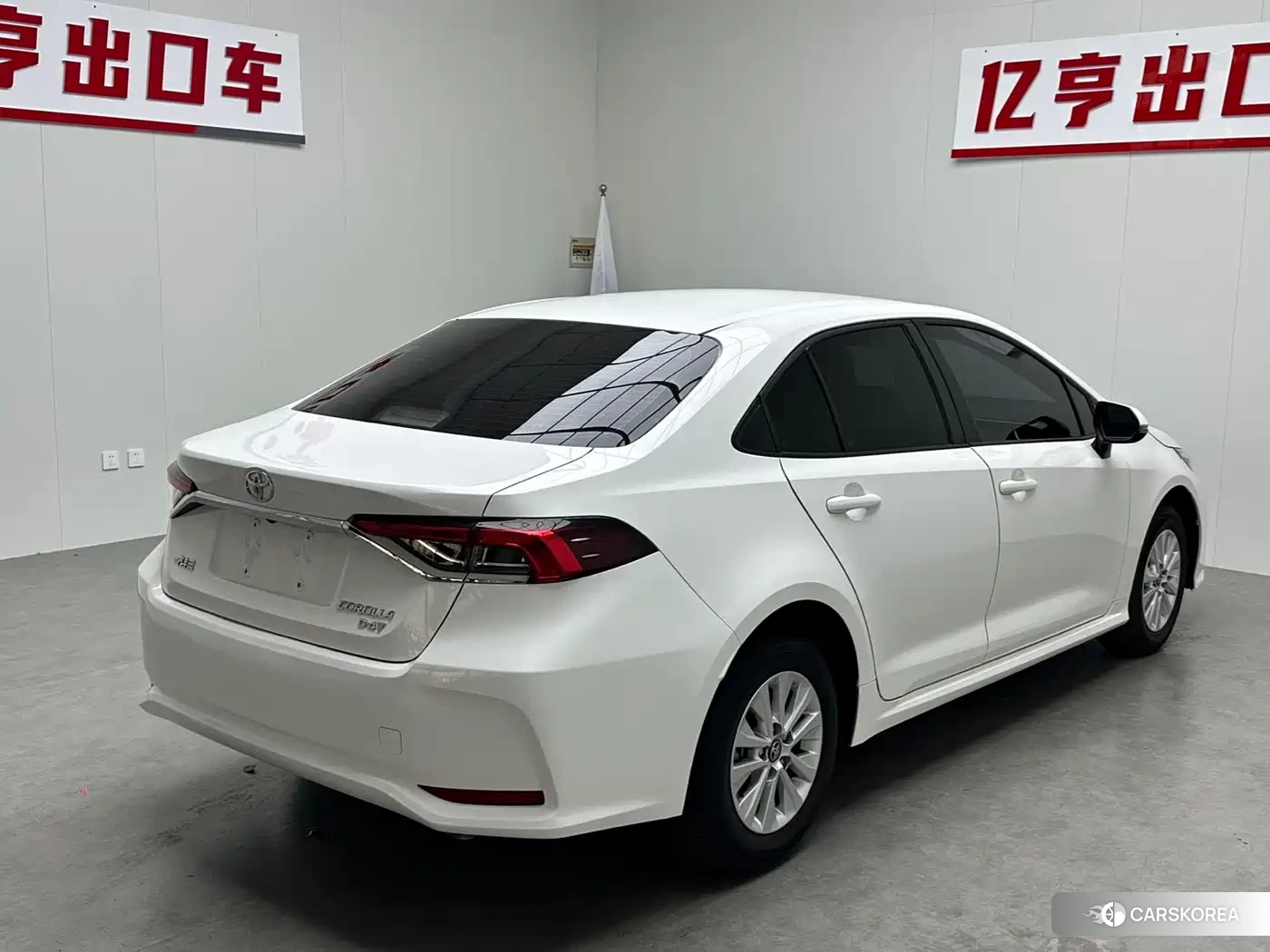Toyota Corolla id 4654431 из Китая 7