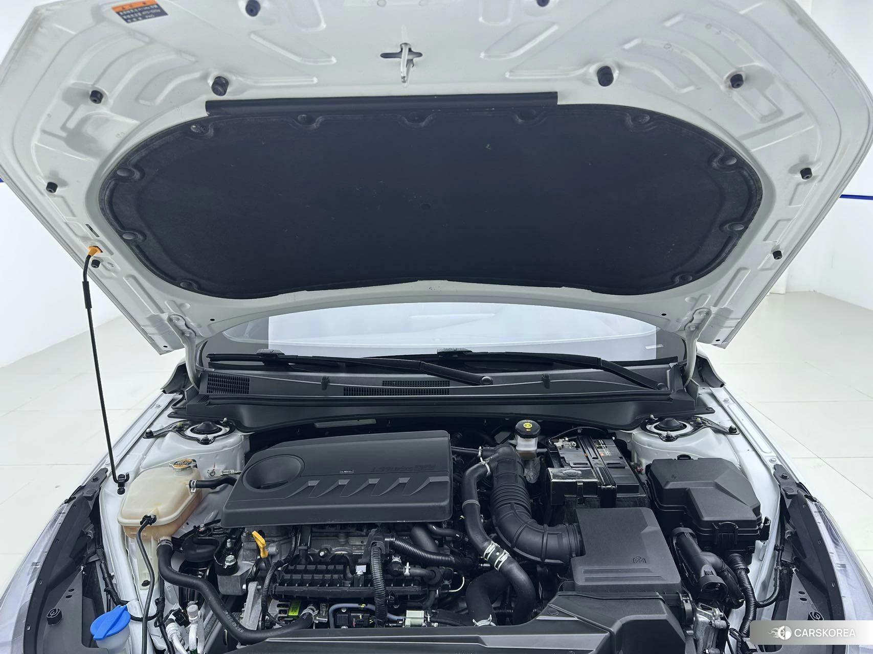 Hyundai Elantra id 4452137 из Китая 7
