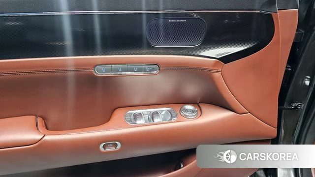 Genesis G90 (RS4) id 3851560 из Кореи 7