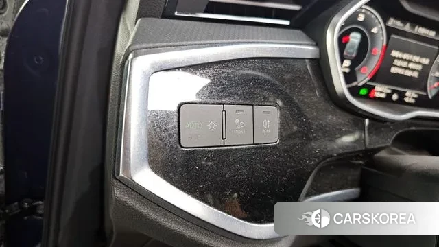 Audi Q3 (F3) id 3727606 из Кореи 7