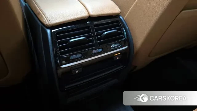 BMW 5 Series (G30) id 3284468 из Кореи 7