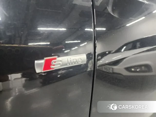 Audi Q8 (4M) id 3201627 из Кореи 7