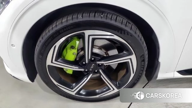 Kia EV6 id 3897128 из Кореи 7