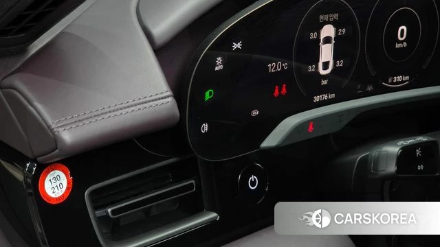 Porsche Taycan id 3798973 из Кореи 7