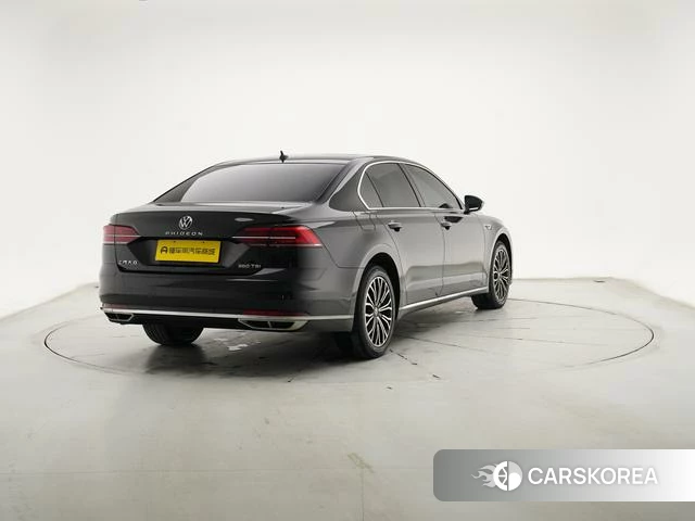 Volkswagen Huiang id 4258582 из Китая 7