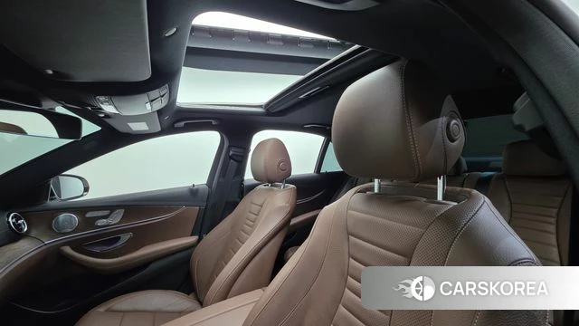 Mercedes-Benz E-Class W213 id 3954710 из Кореи 7