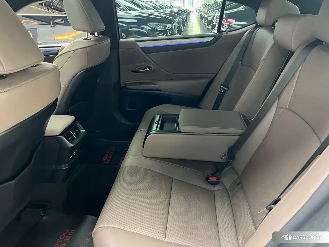 Lexus ES id 4570498 из Китая 7
