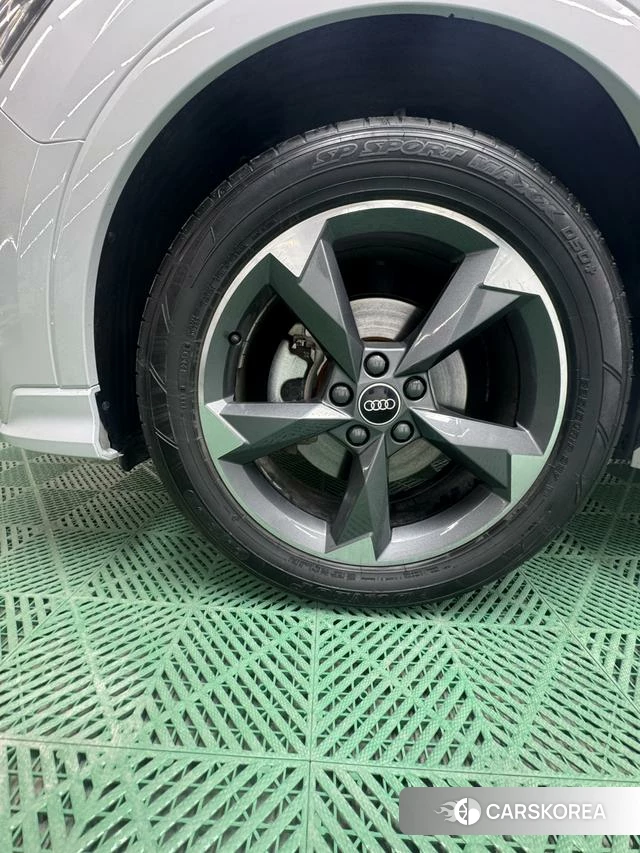 Audi Q3 id 4264534 из Китая 7