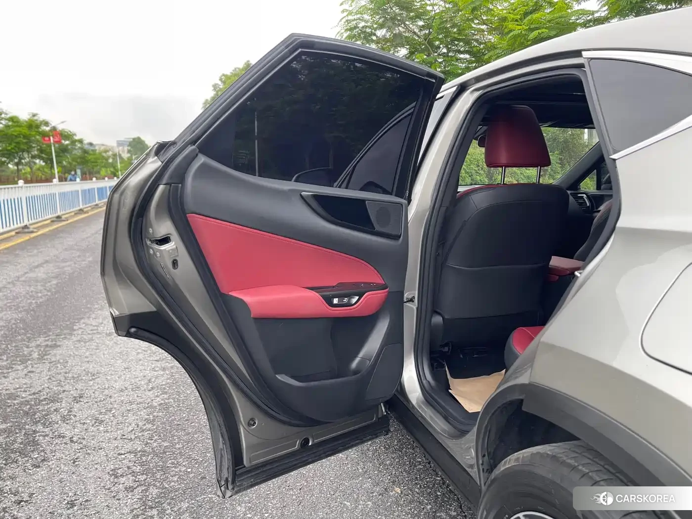 Lexus NX id 4622641 из Китая 7