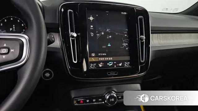 Volvo XC40 id 3680573 из Кореи 7