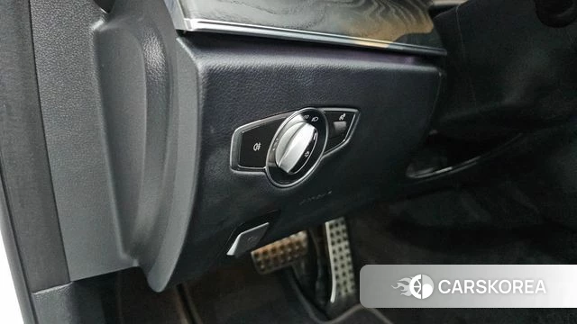 Mercedes-Benz E-Class W213 id 4651277 из Кореи 7