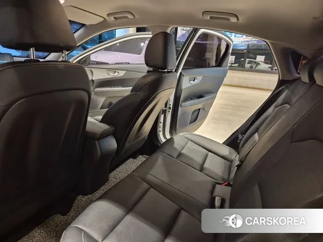 Kia Come New K3 id 3737046 из Кореи 7