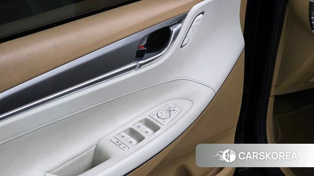 Hyundai The New Grandeur IG Hybrid id 3898250 из Кореи 7