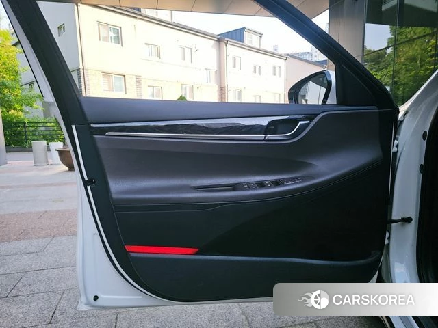 Hyundai Grandeur IG id 4366416 из Кореи 7