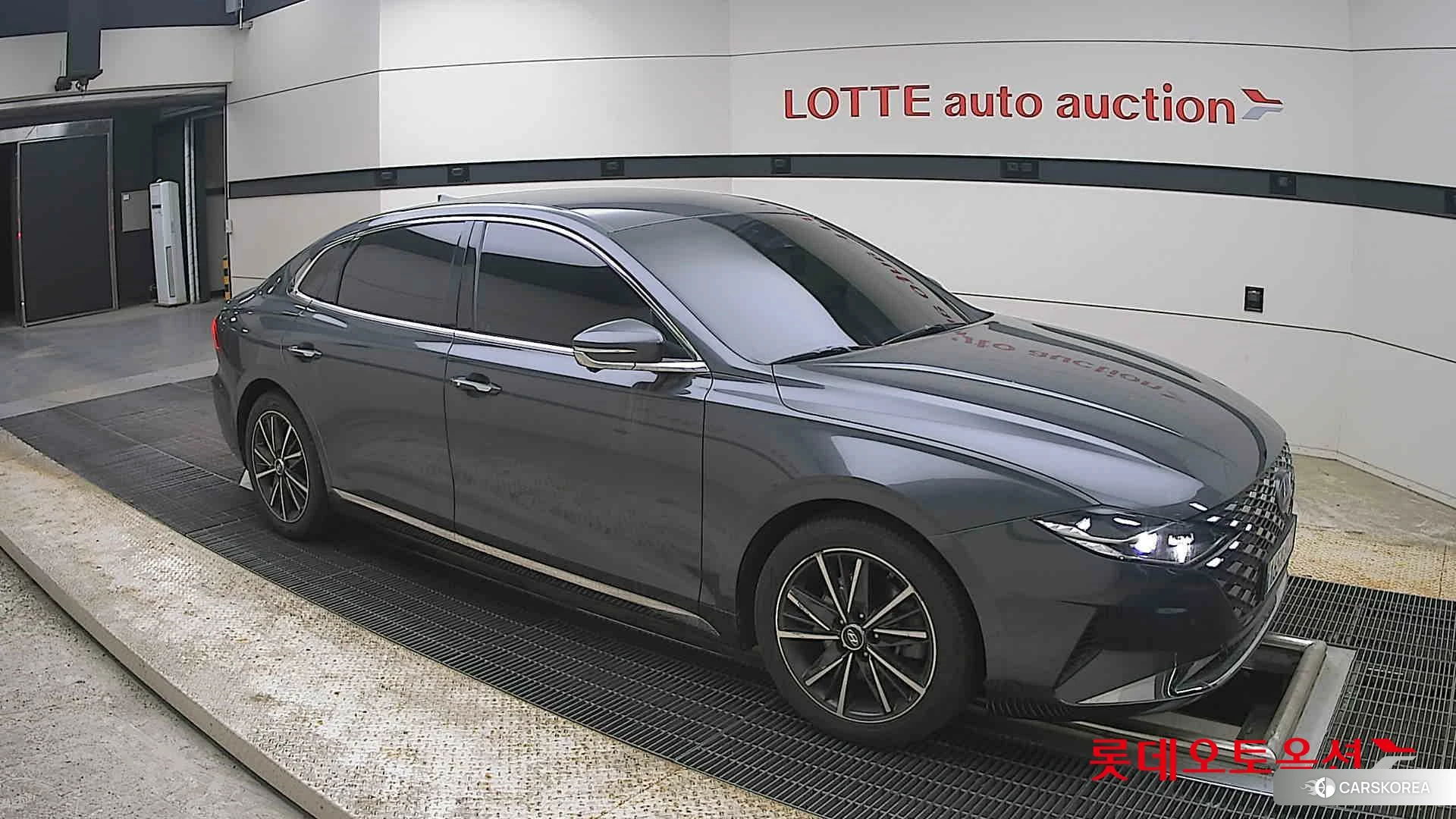Hyundai Grandeur id 4296831 из Кореи 7