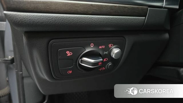 Audi New A6 id 4536487 из Кореи 7