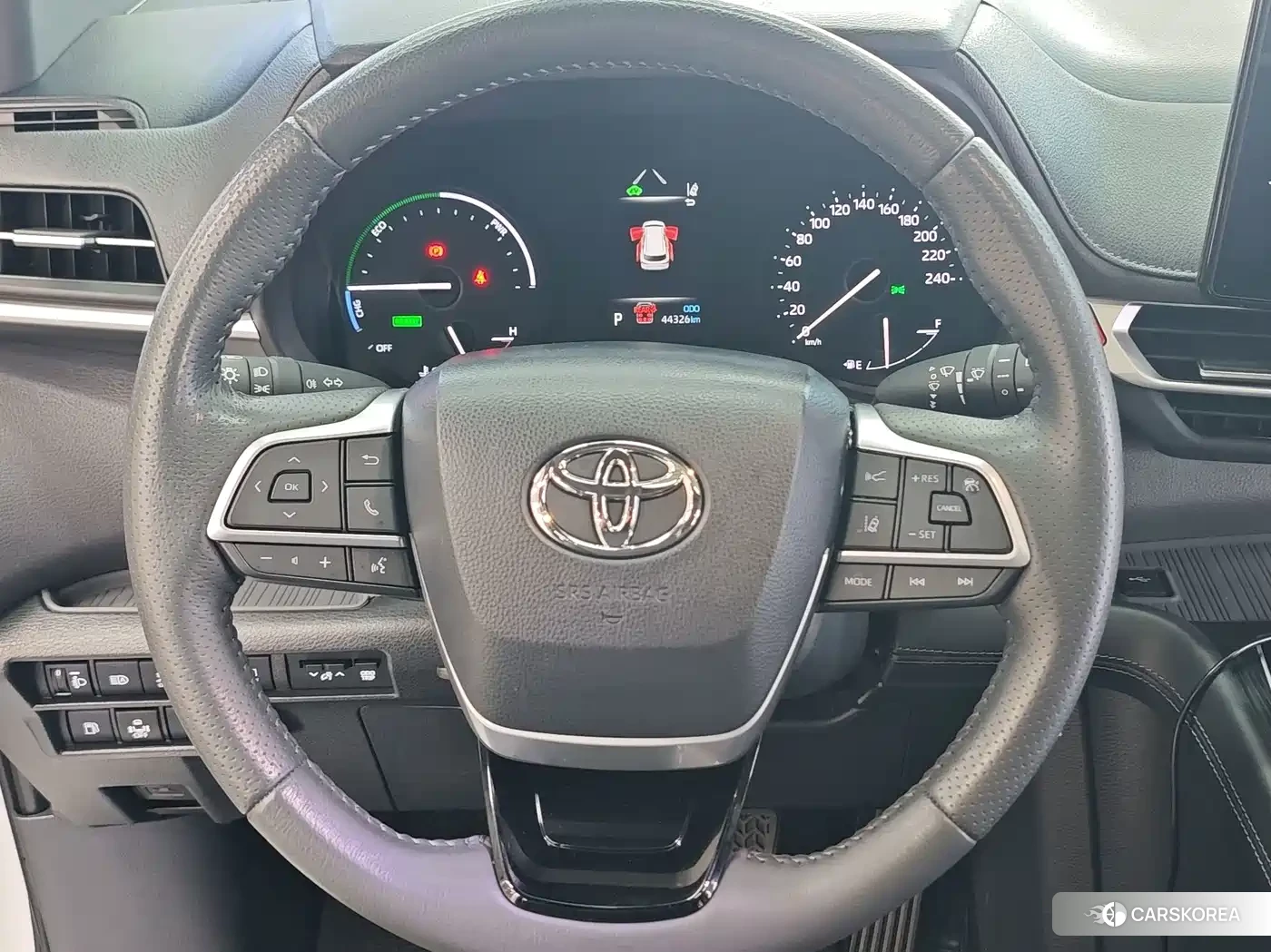 Toyota Sienna id 4634746 из Китая 8