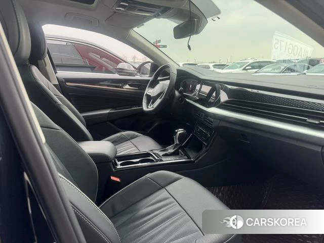 Volkswagen Passat id 4277092 из Китая 7