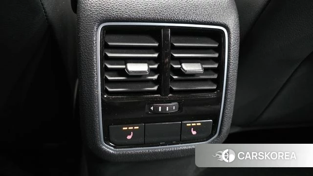 Volkswagen The New Passat id 3845464 из Кореи 7