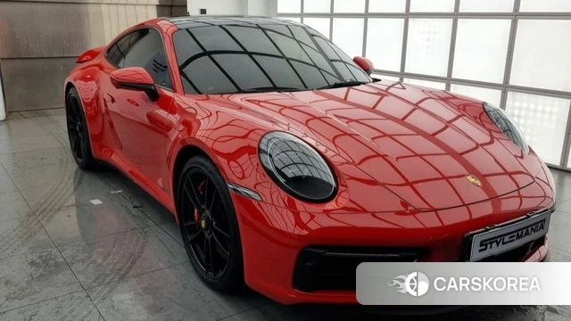 Porsche 911(992) id 4262659 из Кореи 7