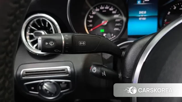 Mercedes-Benz C-Class W205 id 3703172 из Кореи 7