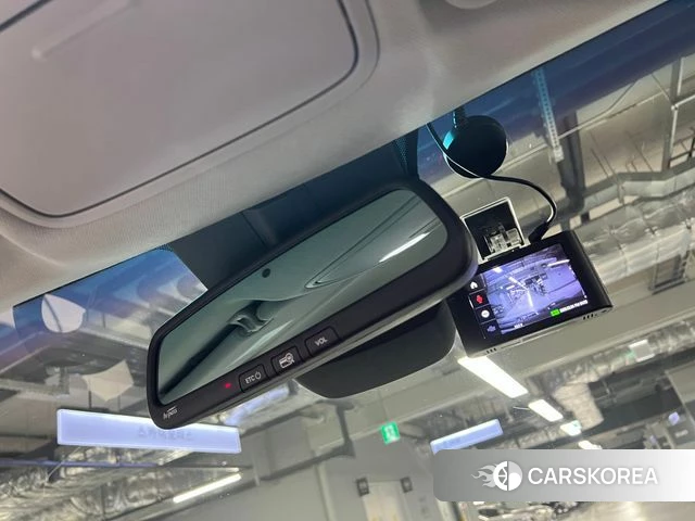 Kia Niro id 3845538 из Кореи 7