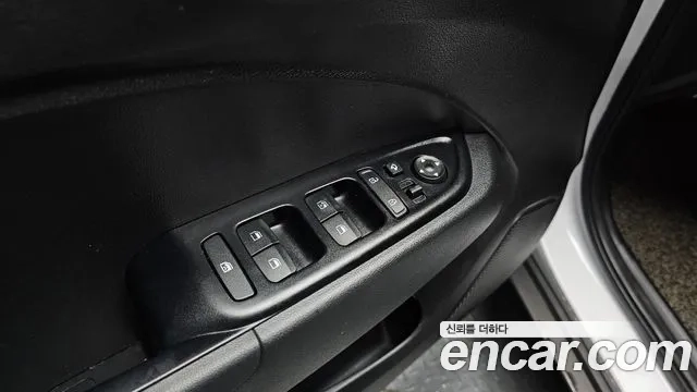 Hyundai Venue id 2937049 из Кореи 7