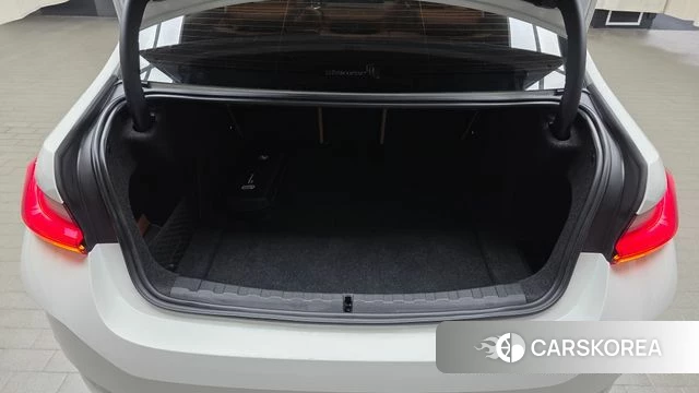 BMW 3 Series (G20) id 4612347 из Кореи 7