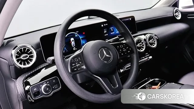 Mercedes-Benz A-Class W177 id 3407617 из Кореи 7