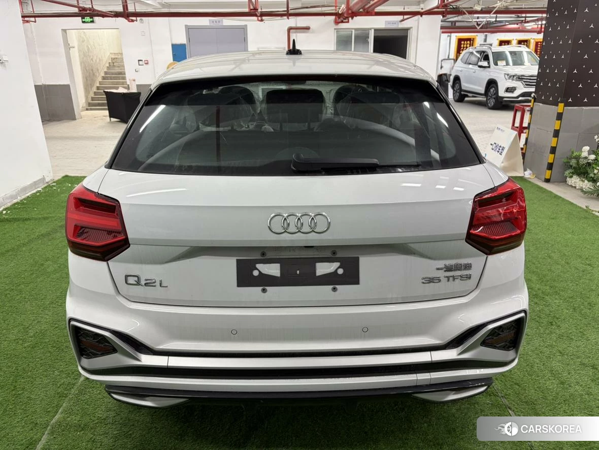 Audi Q2L id 4510763 из Китая 7