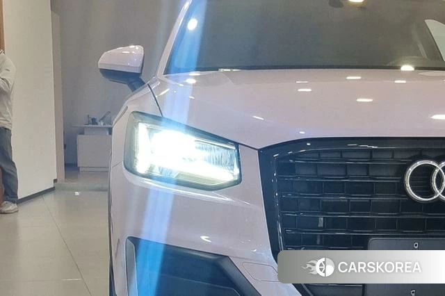 Audi Q2L id 3939480 из Китая 7