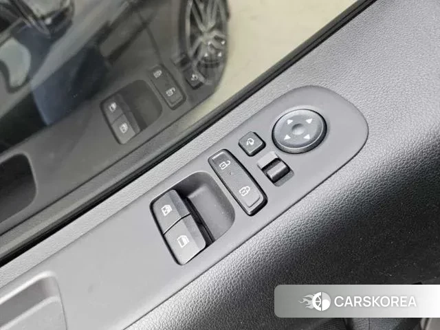 Hyundai Staria id 3769927 из Кореи 7